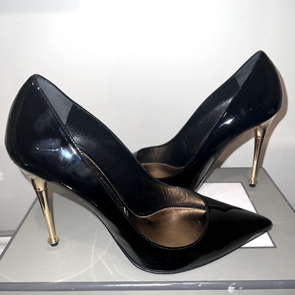 Tom Ford Black & Gold heels